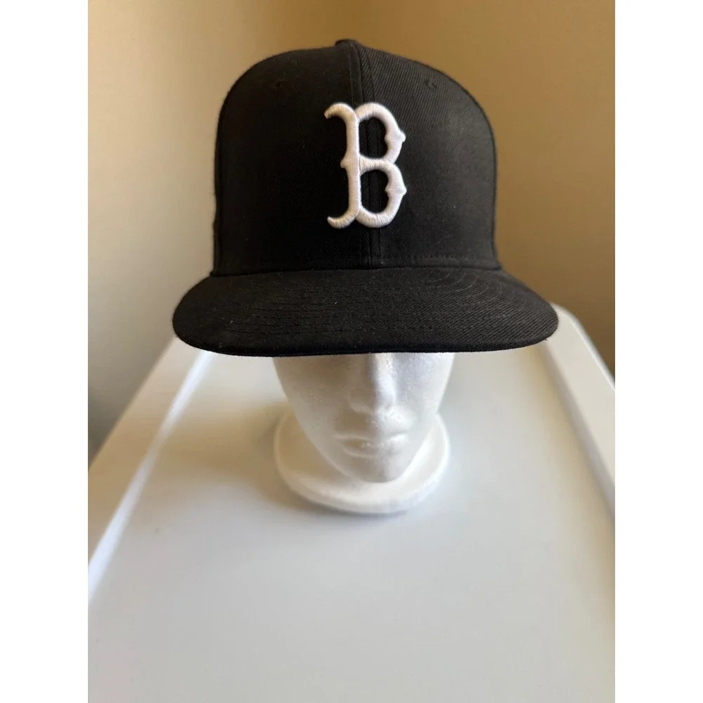 New Era 9FIFTY Boston Red Sox Snapback Hat Black Wool Flat Brim MLB Cap